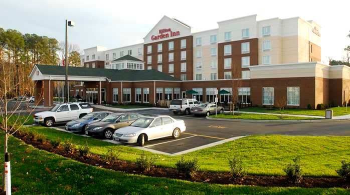 Hilton Garden Inn—Hampton Coliseum Central (Pet-Friendly)